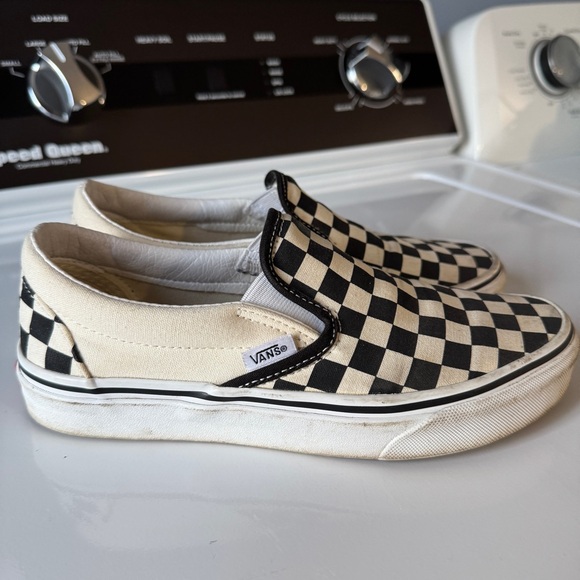 Vans Classic Slip-On Checkerboard US Women 7 - Picture 3 of 9